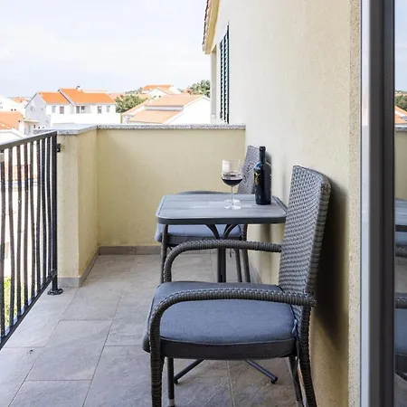 Apartments & Rooms Stella Adriatica Murter Exterior foto